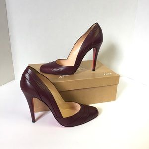 RELISTED & REPOSHED- Louboutin Pumps 39 Insectika 100 Burgundy EUC.